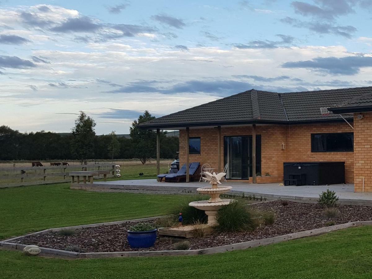 Bentleys Country Stay Hawarden ภายนอก รูปภาพ